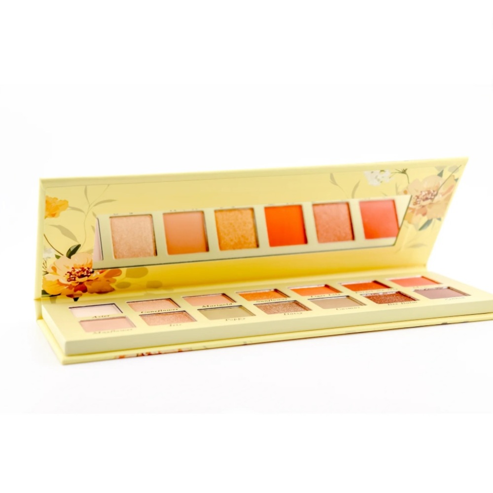 New in box Laura Geller Wildflower Wishes Eyeshad Palette